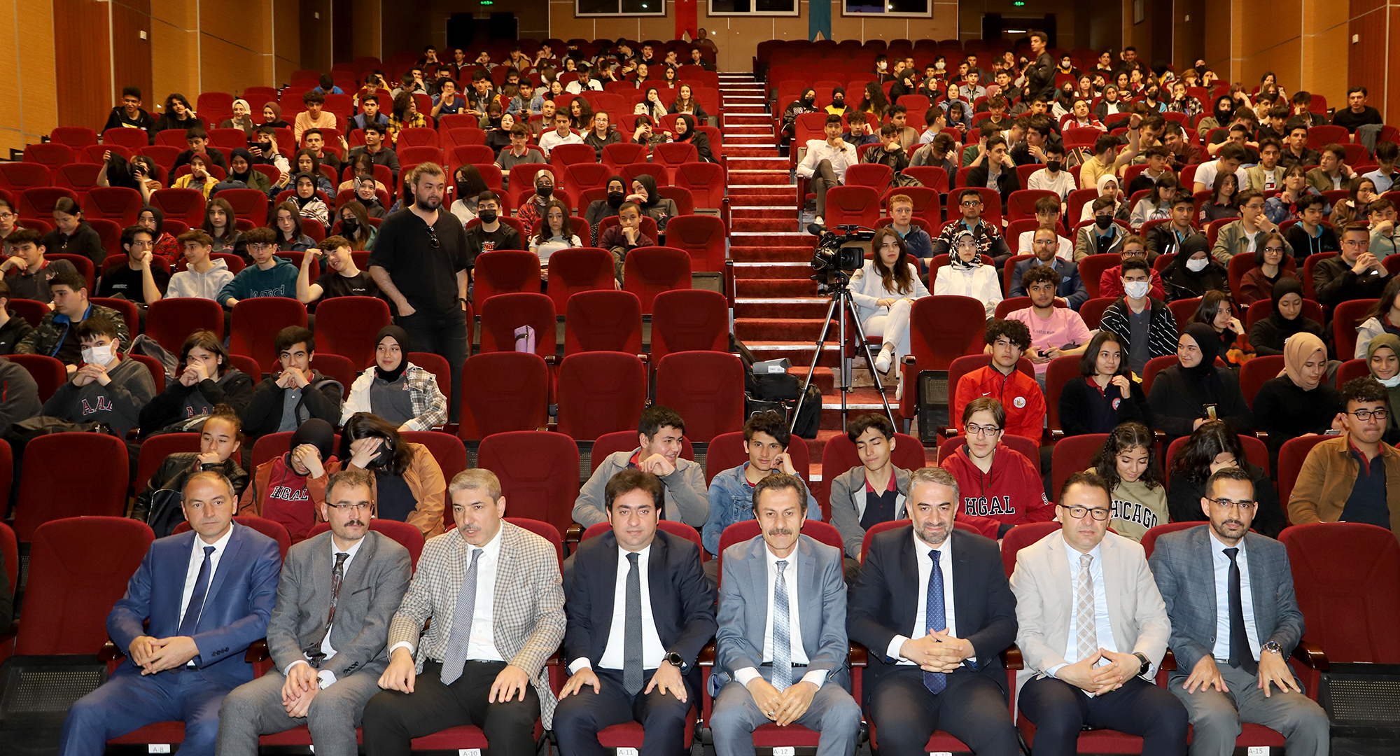 Sivas Bilim ve Teknoloji Üniversitesi (SBTÜ) Öğretim Üyeleri Liseli Öğrencilere Mühendislik Mesleklerini Tanıttı