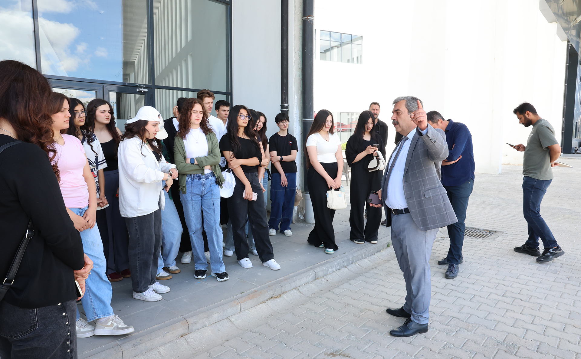 Talas Şehit Mahmut Yıldırım Anadolu Lisesi Öğrencilerinden SBTÜ’ye Ziyaret