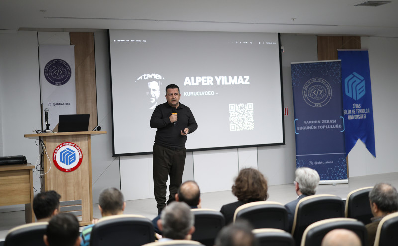 SBTÜ’de Yapay Zekâ Çağında Türkiye’nin ve Yeni Neslin Rolü Konferansı Gerçekleştirildi.