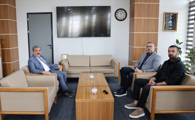 Sivas Şehit Aileleri ve Gazileri Sosyal Yardımlaşma ve Dayanışma Derneğinden SBTÜ’ye Ziyaret