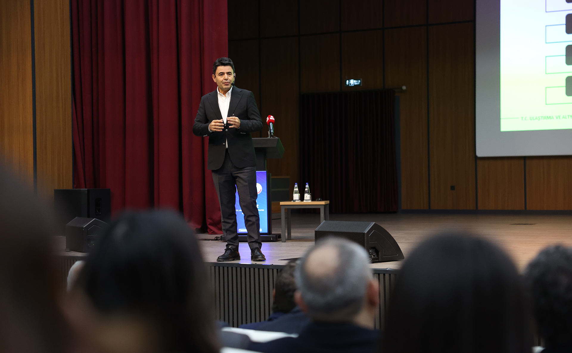 Ulaştırma ve Altyapı Bakan Yardımcısı Osman Boyraz SBTÜ’de Ulaştırma Vizyonunu Anlattı