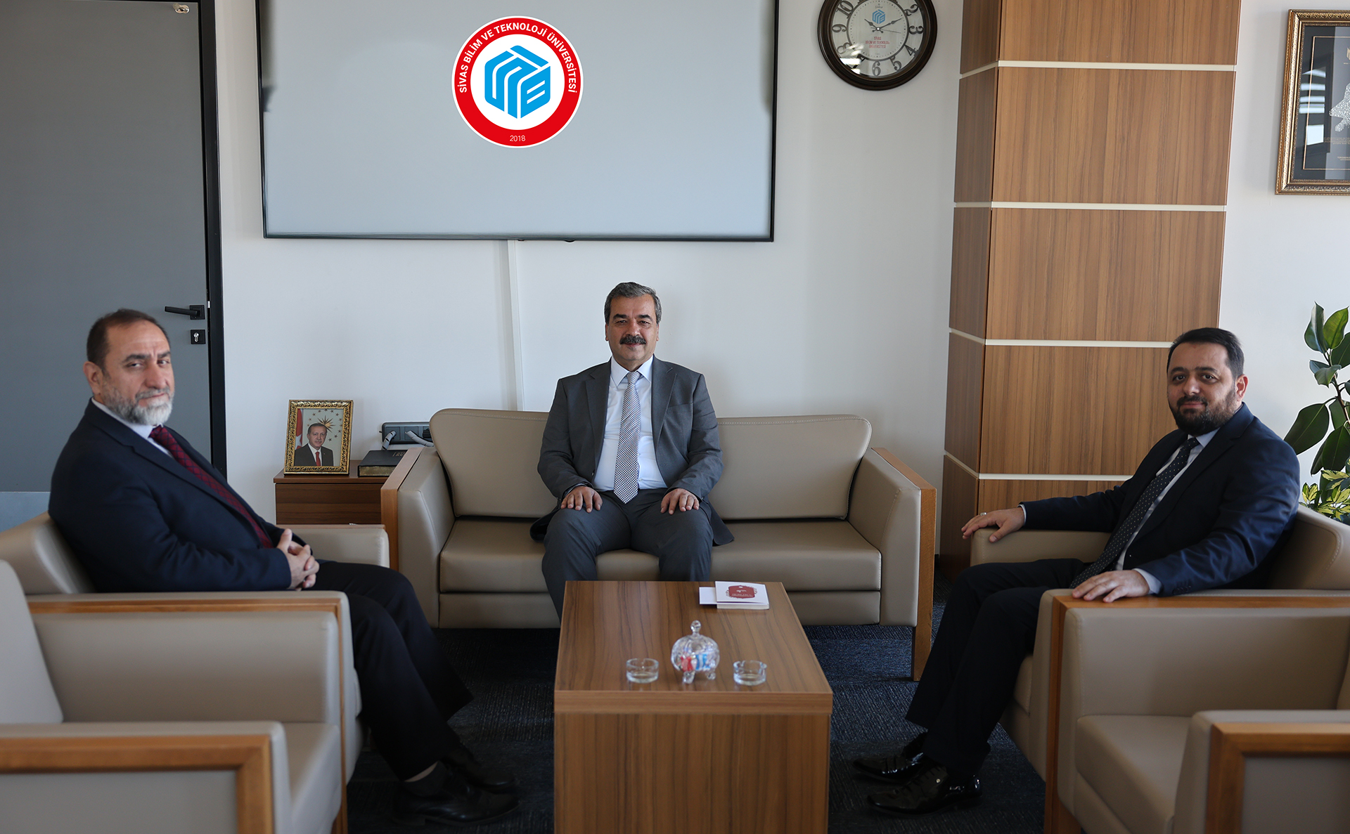 İl Müftüsü Hasan Limon, Rektörümüz Prof. Dr. Kul’u Ziyaret Etti
