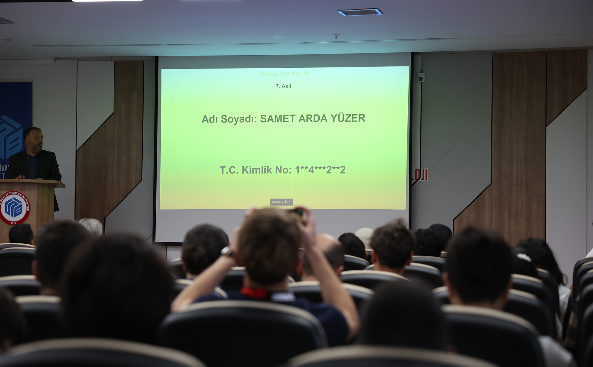 İşkur Gençlik Programı Kura Çekimi SBTÜ 1. Etap Konferans Salonunda gerçekleştirildi.