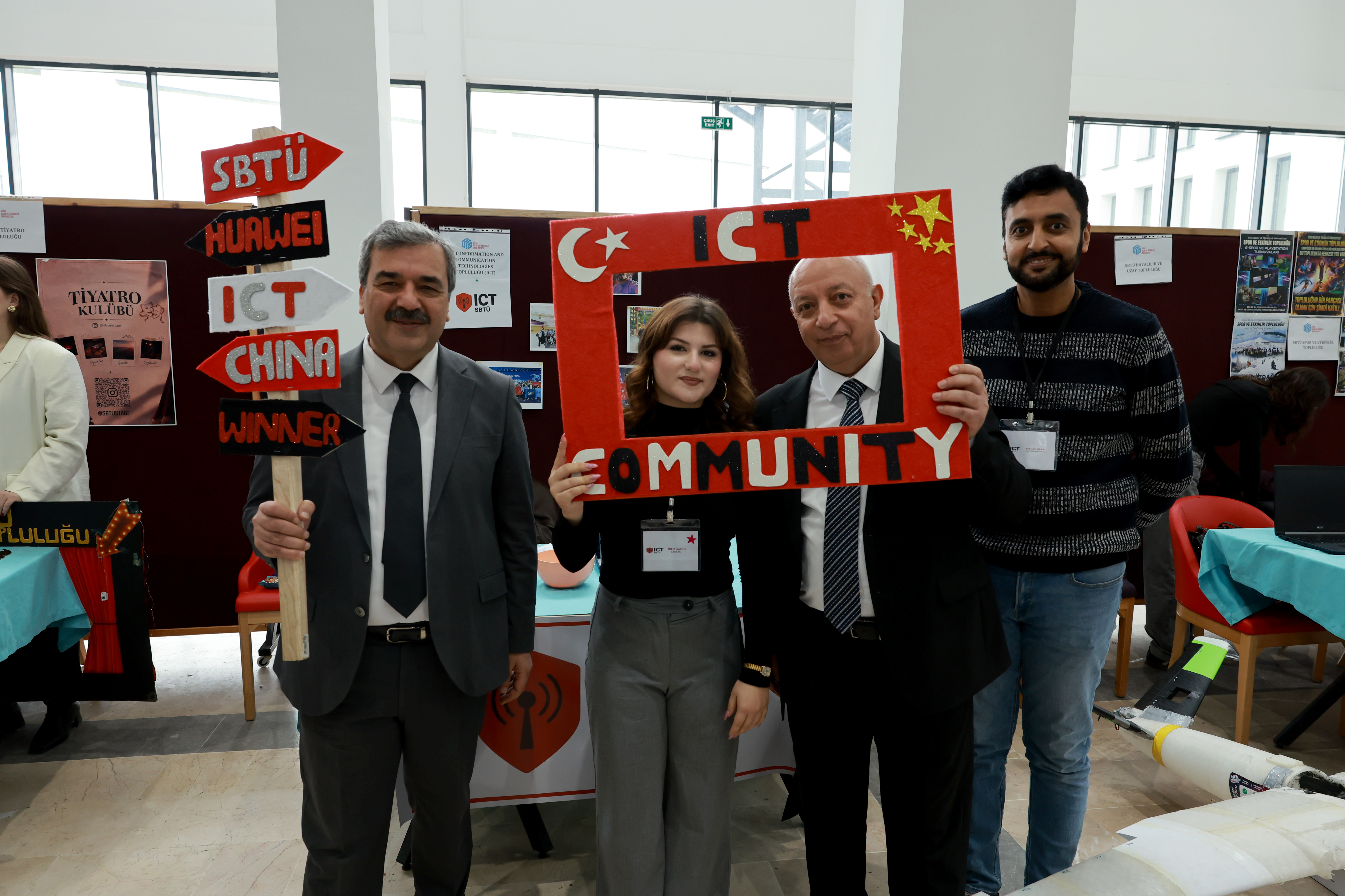 SBTÜ’de Öğrenci Toplulukları Tanıtım ve Üye Kayıt Etkinliği Düzenlendi